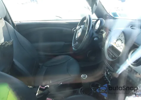 2011 Mini Cooper Clubman из США, поврежденный, VIN WMWZF3C5XBTX81929